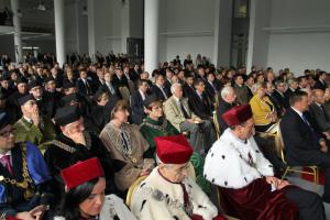 Uroczystość XLV inauguracji roku akademickiego na Uniwersytecie
Śląskim odbyła się 2 października w Śląskim Międzyuczelnym Centrum
Edukacji i Badań Interdyscyplinarnych w Chorzowie