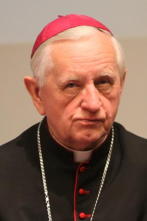 Ks. arcybiskup senior Damian Zimoń