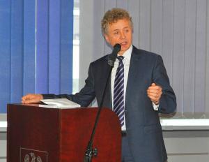 Jednym z prelegentów konferencji pt. „Przeciwdziałanie korupcji w samorządzie terytorialnym” był burmistrz Czechowic-Dziedzic
Marian Błachut