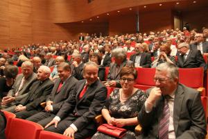 2 czerwca w sali koncertowej Akademii Muzycznej im. Karola
Szymanowskiego w Katowicach odbył się XVI Koncert Akademicki
z okazji święta Uniwersytetu Śląskiego