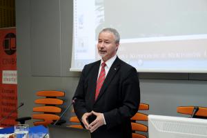 Uczestników spotkania powitał JM Rektor UŚ prof. zw. dr hab. Wiesław
Banyś, przewodniczący RKRUA