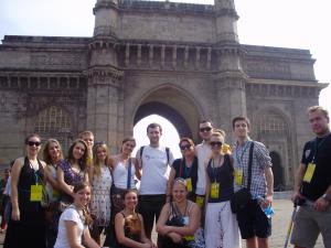 Organizatorzy zapewnili Zespołowi liczne atrakcje turystyczne, takie
jak wizyta pod Bramą Indii