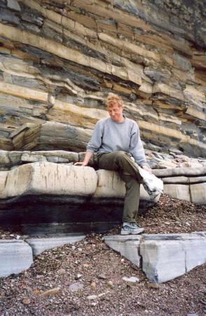 Pogranicze triasu i jury w klifie południowo-zachodniej
Anglii (Zatoka St. Audrie) – zapis jednego z największych
wymierań w historii biosfery