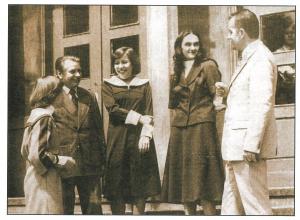 Doc. dr Henryk Gąsior (drugi z lewej) 