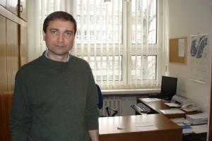 Prof. dr hab. Jan Cholewa z Instytutu Matematyki UŚ