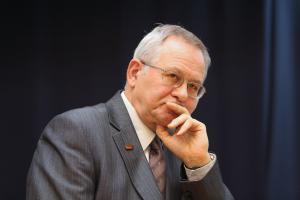 Dr Jan Jelonek, były przewodniczący KZ NSZZ „Solidarność” UŚ, podczas
spotkania z okazji 30-lecia NSZZ „Solidarność” (11 listopada 2010 roku) 