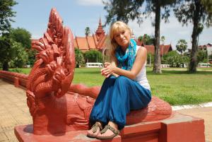 Dr Magdalena Ochwat podczas wakacji w Kambodży