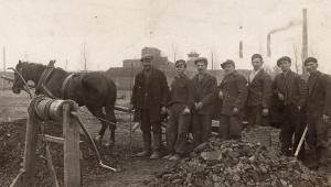 Widok na kopalnię Niwka w latach 30. XX wieku