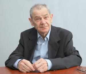 Prof. dr. hab. Stefan Zabierowski, emerytowany profesor z Wydziału Filologicznego UŚ