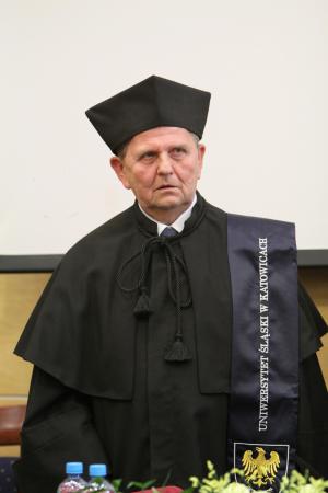 Prof. zw. dr hab. Wojciech Radecki
