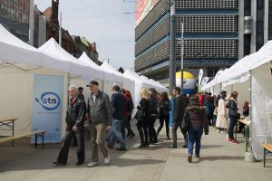 14 kwietnia na katowickim rynku odbywał się Jarmark Wiedzy zorganizowany w ramach 11. Studenckiego Festiwalu Nauki