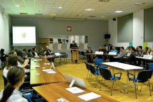 Organizatorzy Kongresu Kultury i Komunikacji dla Młodych w Cieszynie zaproponowali formułę okrągłego stołu oraz innowacyjną
metodykę pracy znaną jako blue ocean strategy