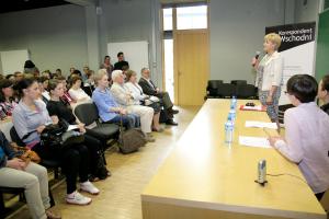 Spotkanie z Barbarą Włodarczyk zorganizowane przez Koło Naukowe Rusycystów Instytutu
Filologii Wschodniosłowiańskiej UŚ