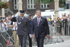 W ceremonii wojskowej wziął udział prezydent Rzeczpospolitej Polskiej Bronisław Komorowski