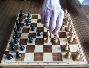 – Z punktu widzenia teorii gier, szachy są grą trywialną – mówi prof. Jan Sładkowski