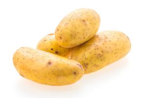 Aby przygotować kilogram ziemniaków, konieczna jest emisja
ekwiwalentu 1,27 kg CO2